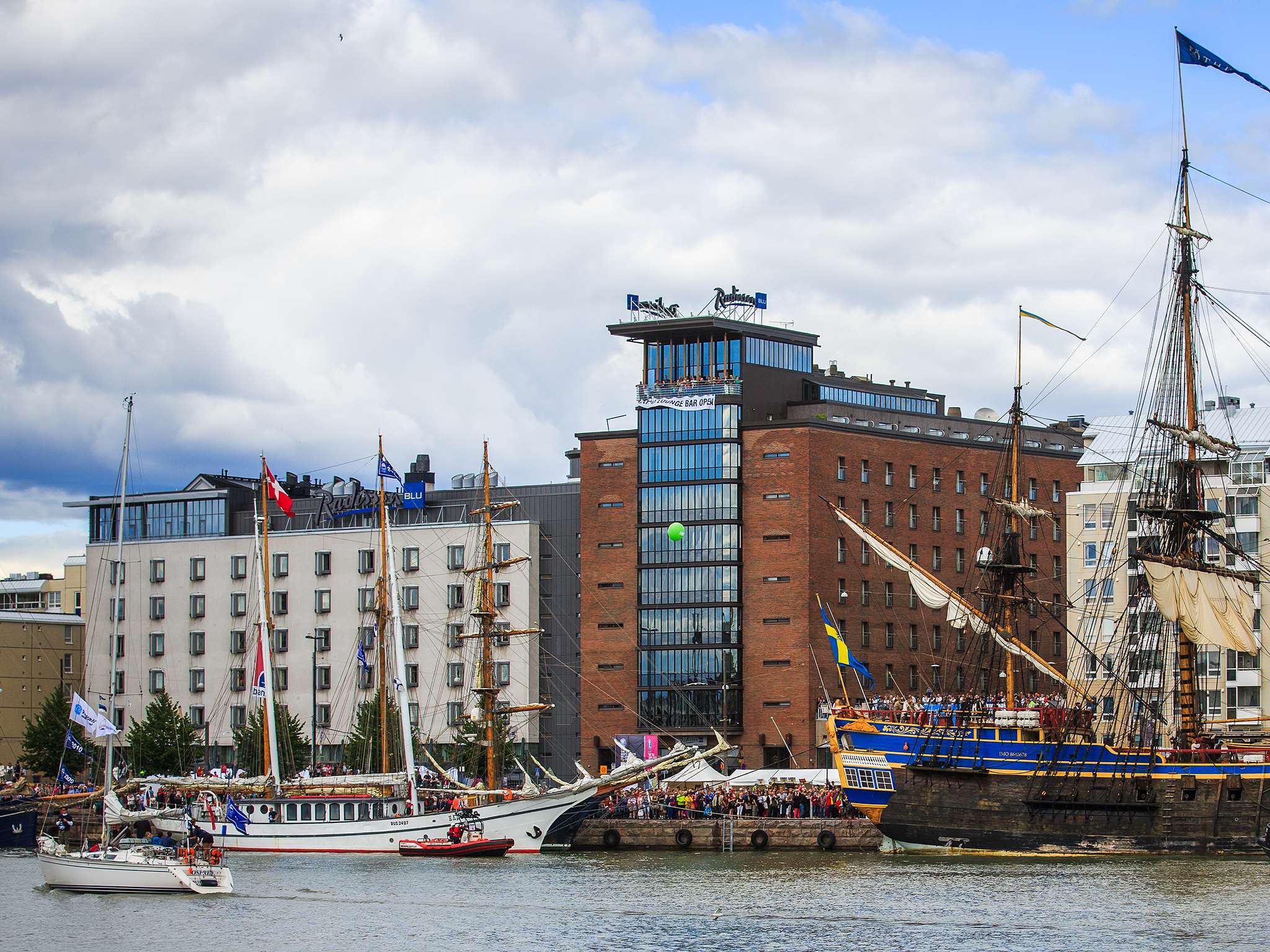 Radisson Blu Seaside Hotel In Helsinki Business District